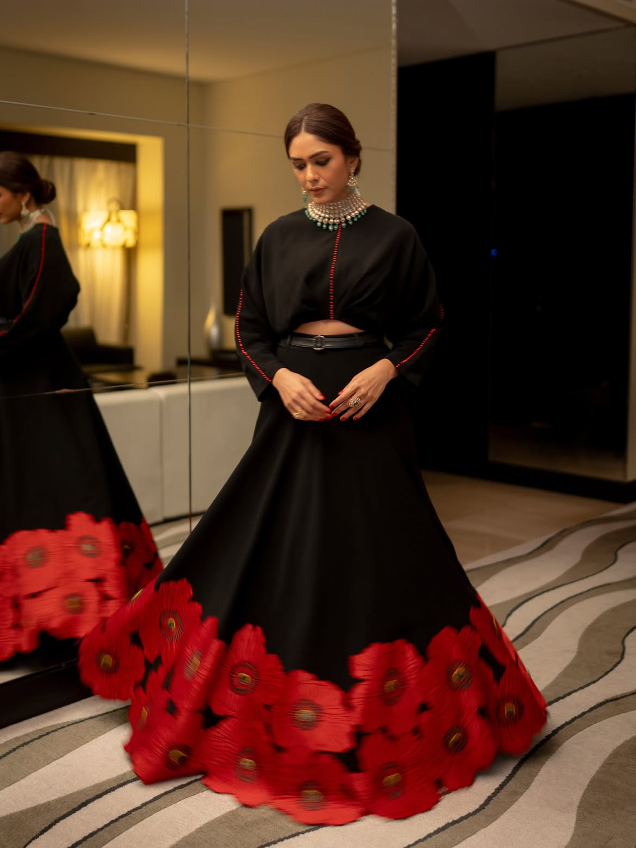 Mrunal Thakur1