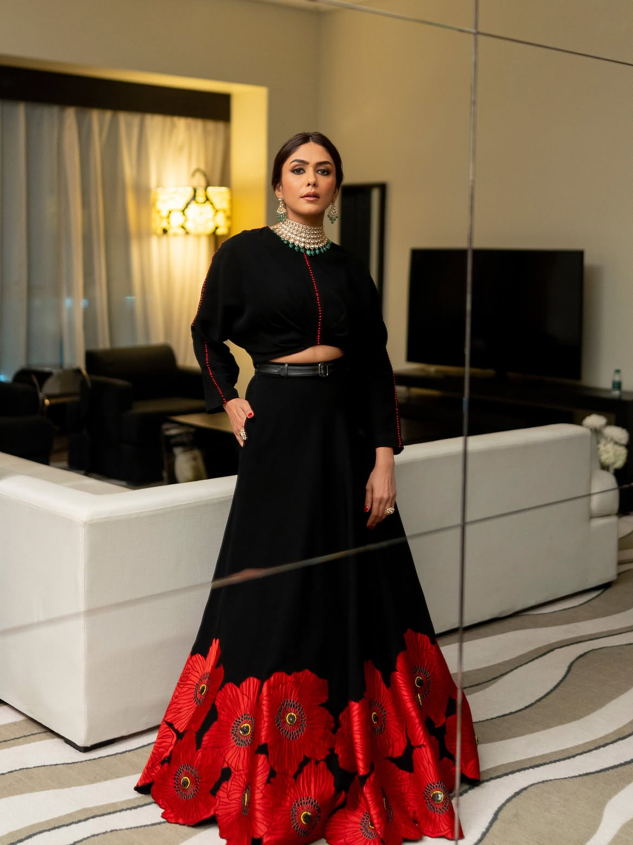 Mrunal Thakur3