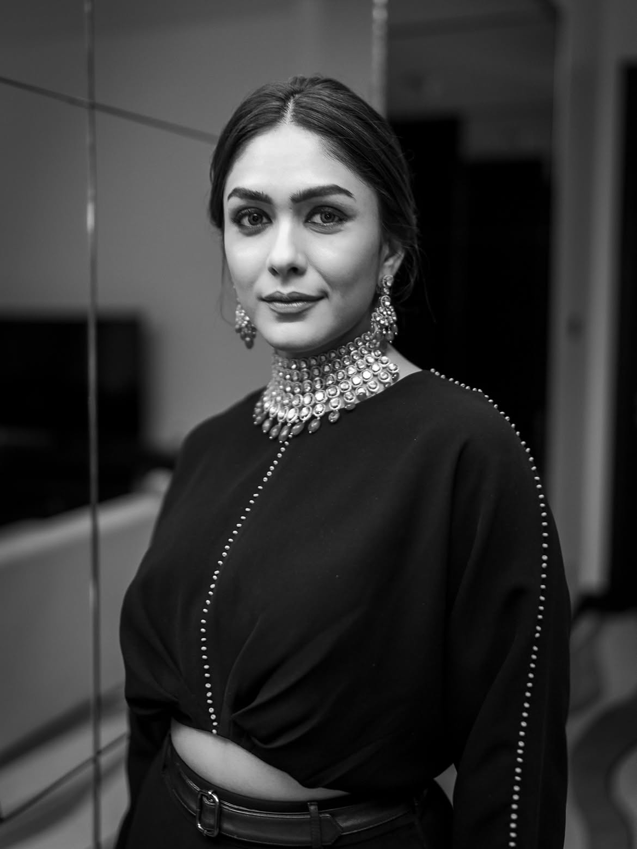 Mrunal Thakur6