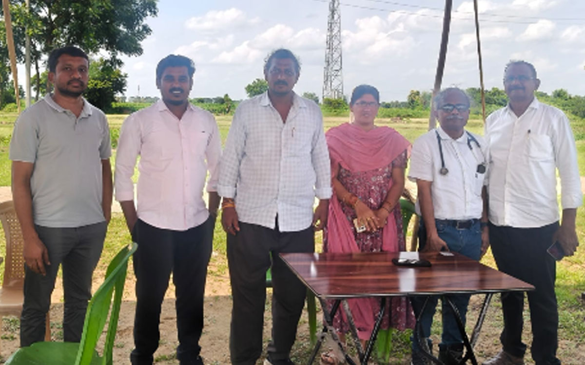 దుద్దుపూడిలో ఉచిత వైద్య శిబిరం