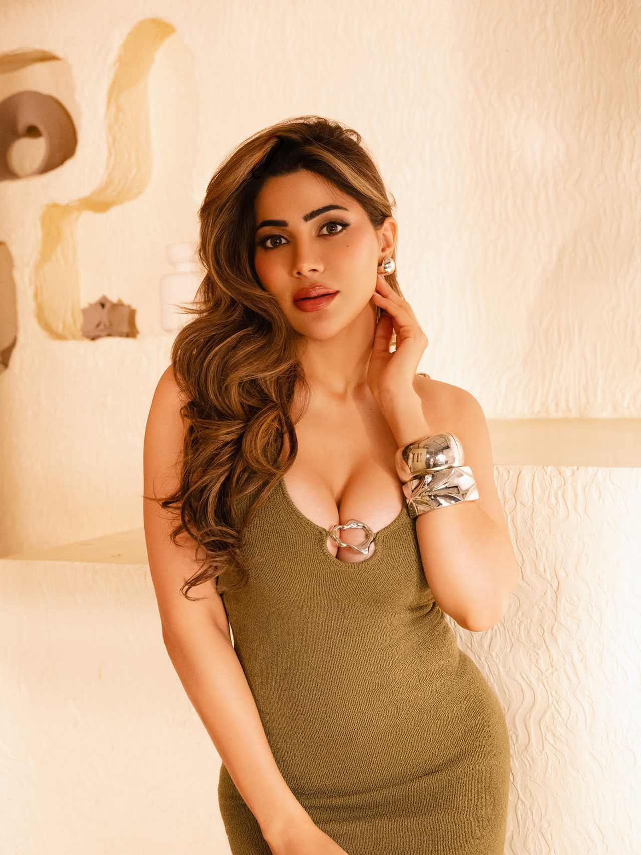 Nikki Tamboli10