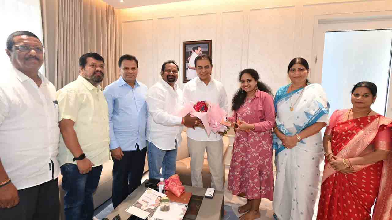 NRI | బతుకమ్మ వేడుకలకు కేటీఆర్‌కు దుబాయ్ గల్ఫ్ తెలంగాణ ఫోరం ఆహ్వానం