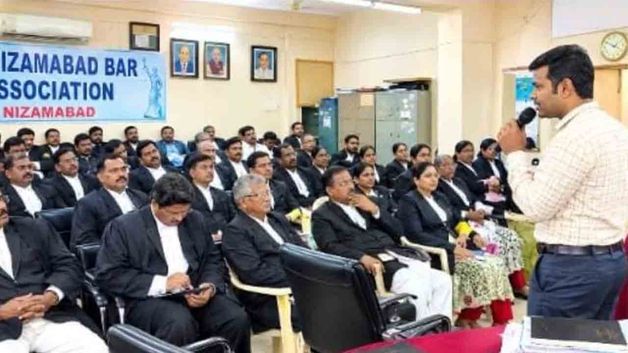 న్యాయవాదులకు ప్రోబ్‌ల్యాబ్ ఫోరెన్సిక్ ఇంటరాక్టివ్ సెషన్