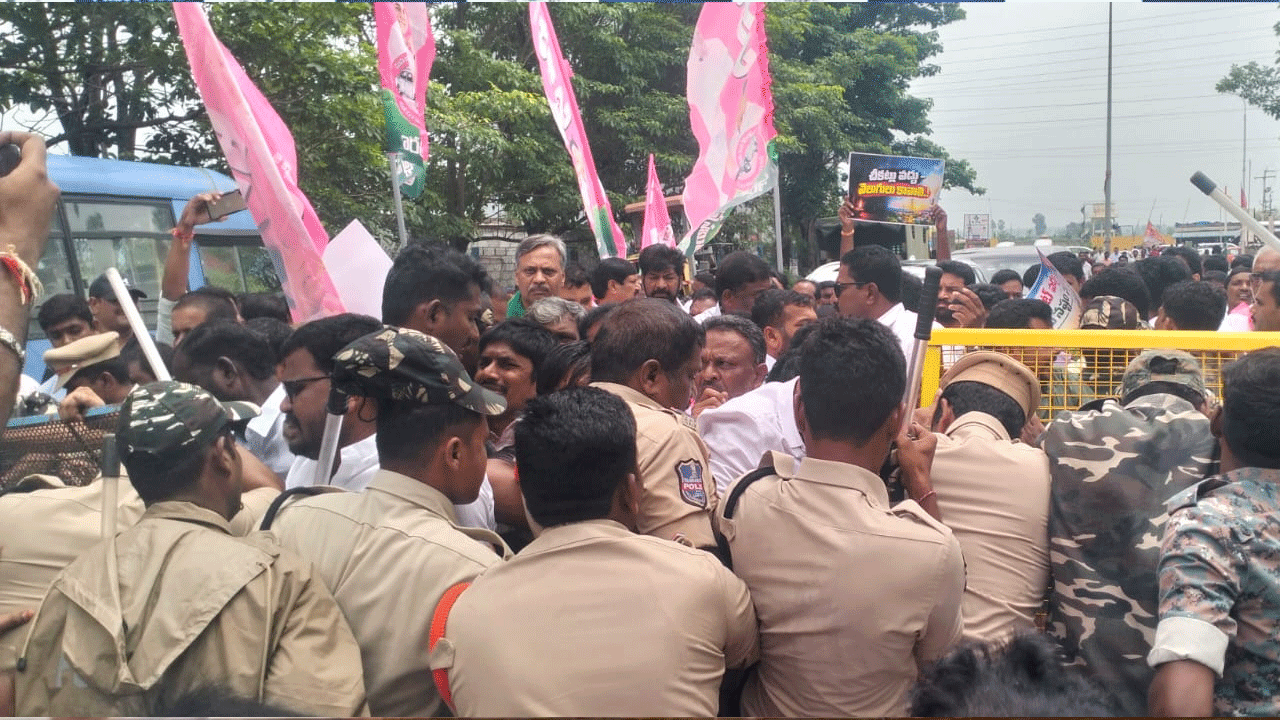 KTPP | కేటీపీపీలో ఉద్రిక్త‌త‌.. బీఆర్ఎస్ నాయ‌కులను అడ్డుకున్న పోలీసులు