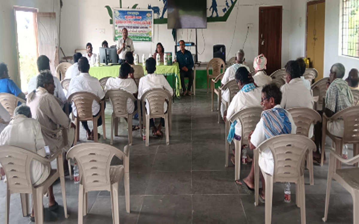 నానో ఎరువుల వినియోగంపై రైతుల‌కు అవ‌గాహ‌న‌