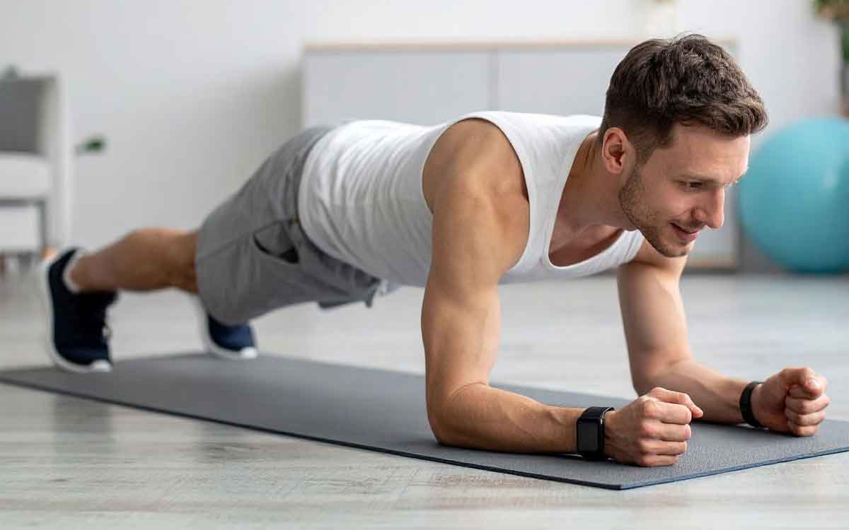 Plank Exercise | రోజుకు 60 సెక‌న్ల పాటు ప్లాంక్ చేస్తే బీపీ త‌గ్గుతుంది.. నిపుణుల వెల్ల‌డి..