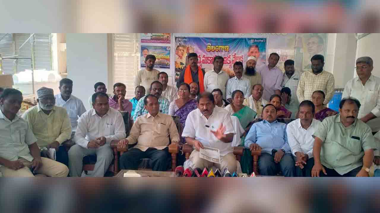 ఉద్యమకారుల ఓదార్పు యాత్రను విజయవంతం చేయండి : గుడిమళ్ల రవికుమార్‌