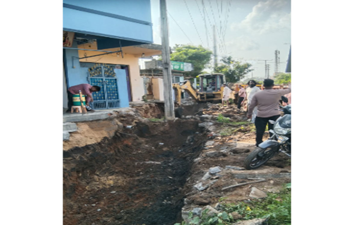 ప్రణాళిక లేని పనులు.. ప్రజాధనానికి పాతర!