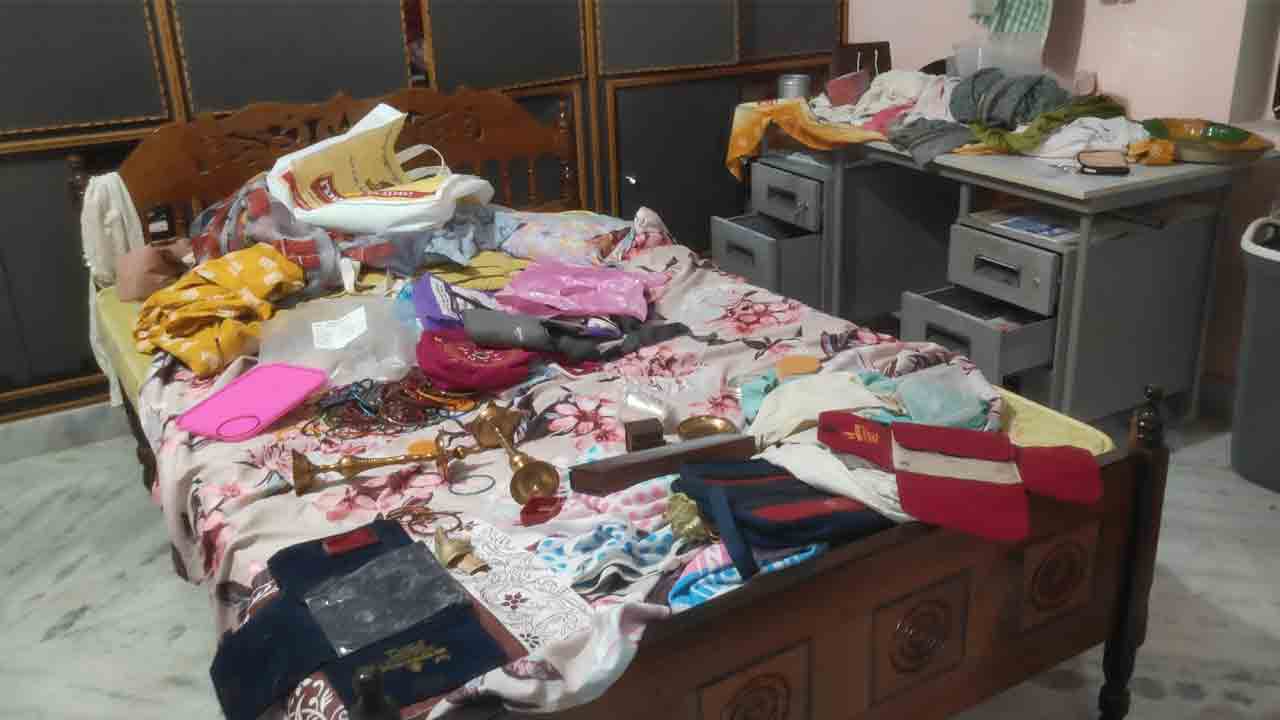 Sitapuram | సీతారాంపురంలో దొంగల హల్‌చల్‌.. 16 తులాల బంగారం, 20 తులాల వెండి చోరీ..!