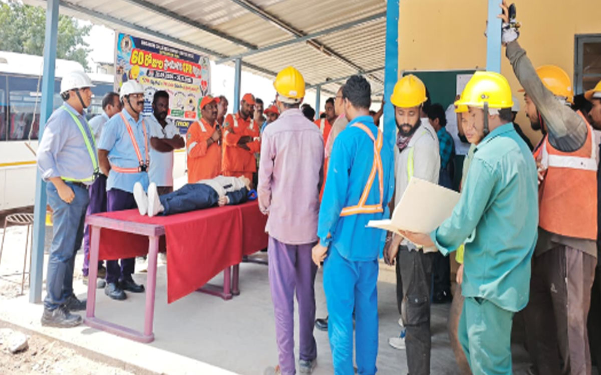 ‘సీపీఆర్‌పై కార్మికులు అవ‌గాహ‌న క‌లిగి ఉండాలి’
