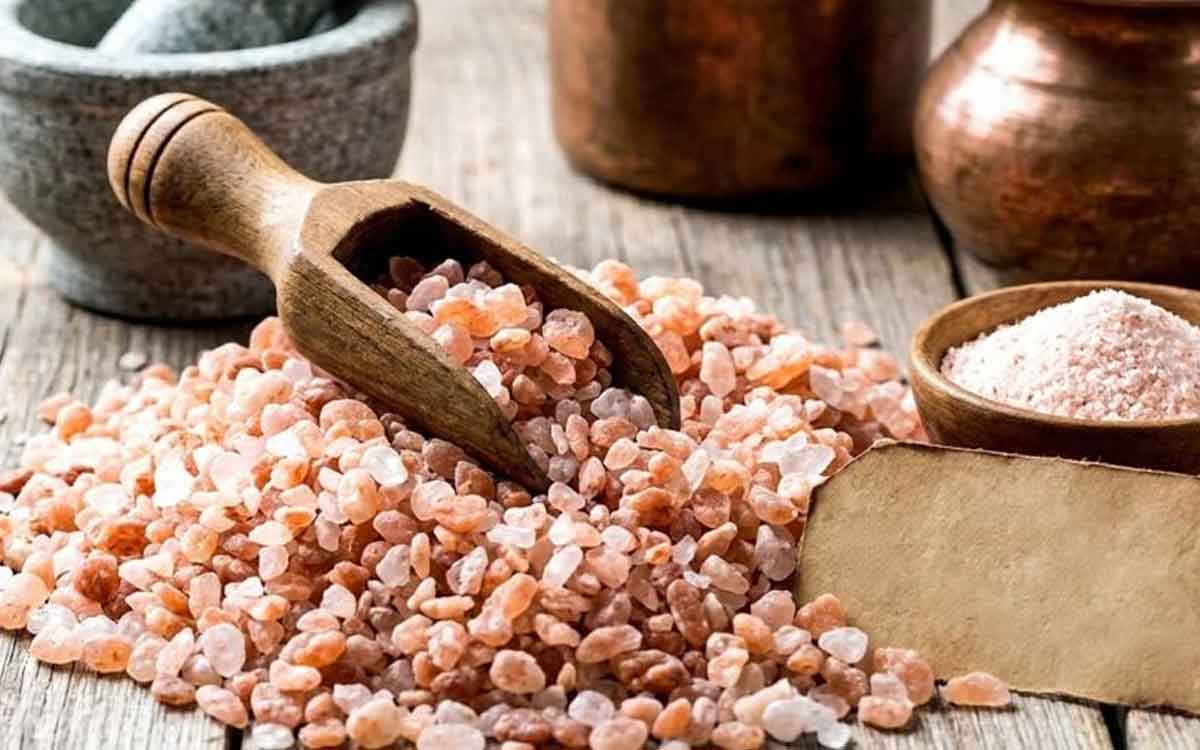 Salt | సాధార‌ణ తెల్ల ఉప్పుకు బ‌దులుగా సైంధ‌వ ల‌వ‌ణాన్ని వాడ‌వ‌చ్చా.. రెండింటికీ తేడాలేమిటి..?