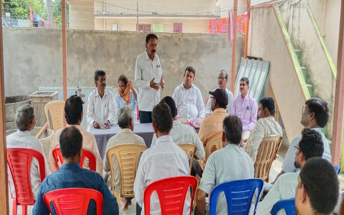 ‘ఉద్యమకారులకు కాంగ్రెస్ ఇచ్చిన హామీలు అమలు చేయాలి’