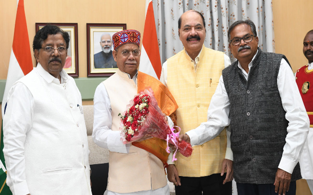 సాలార్‌జంగ్‌ మ్యూజియం బోర్డు డైరెక్టర్‌గా సోమారం గ్రామ‌వాసి డాక్టర్‌ శీలం రాజిరెడ్డి
