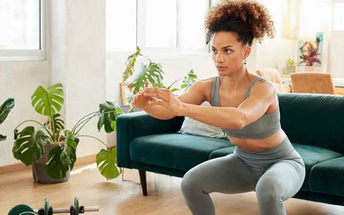 Squats | మోకాళ్ల నొప్పులు వ‌స్తున్నాయ‌ని స్క్వాట్స్ వ్యాయామాన్ని ఆపేస్తున్నారా.. అయితే ఇలా చేయండి..