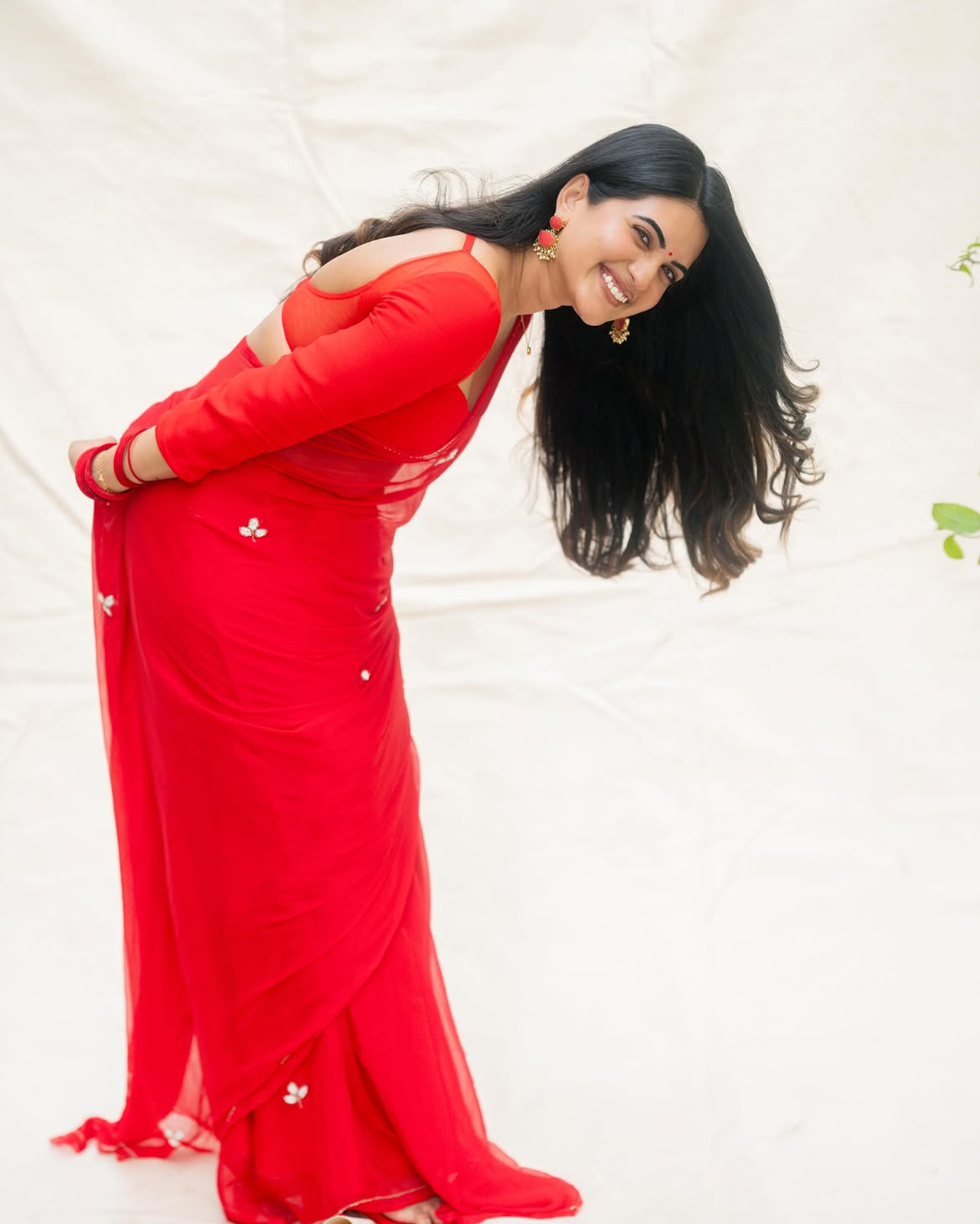 Sravanthi Chokarapu6