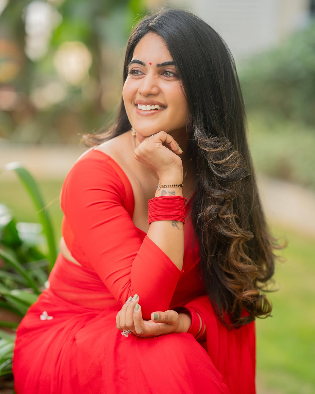 Sravanthi Chokarapu9