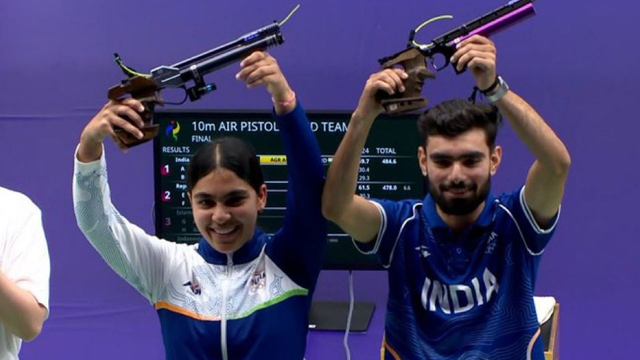 Asian Games 2026: షూటింగ్‌లో గోల్డ్‌.. సురుచి, క‌మ‌ల్‌జీత్ జోడికి ప‌త‌కం