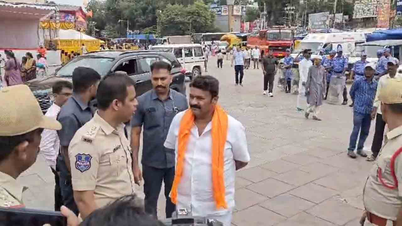 MLA Talasani | గణేష్ శోభాయాత్రలను పర్యవేక్షిస్తున్న ఎమ్మెల్యే తలసాని శ్రీనివాస్ యాదవ్