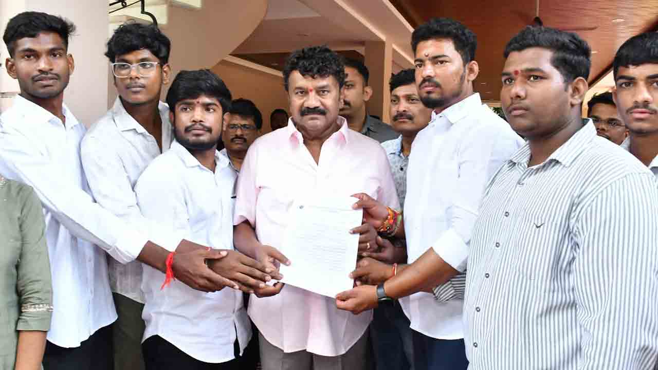 విద్యార్థుల ఉద్యమానికి బీఆర్‌ఎస్‌ మద్దతు ఉంటుంది : తలసాని శ్రీనివాస్‌ యాదవ్‌