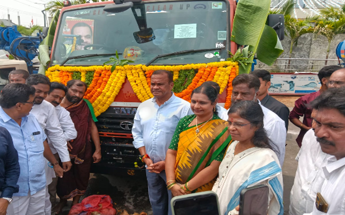 బెస్ట్ కార్పొరేష‌న్‌గా న‌ల్ల‌గొండ‌ను తీర్చిదిద్దుతాం : మంత్రి కోమ‌టిరెడ్డి వెంక‌ట్‌రెడ్డి
