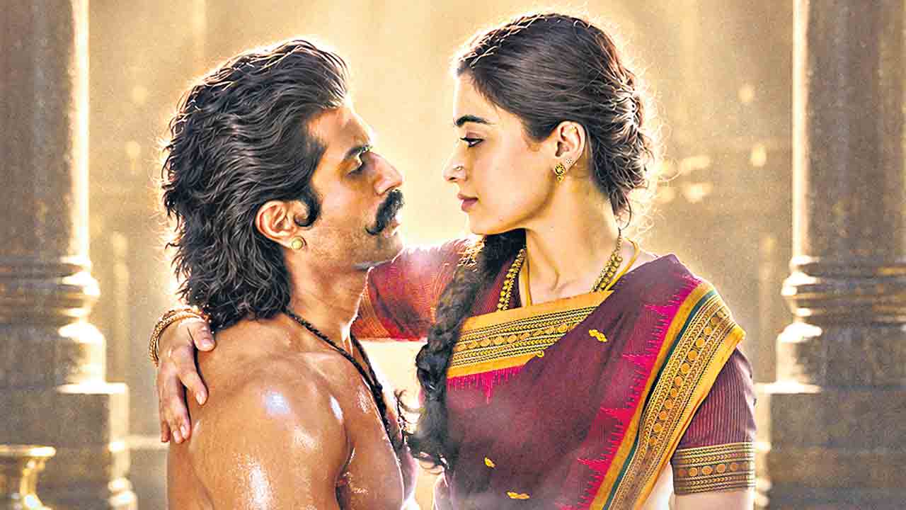 వీచే గాలికి అత్తరద్దిందెవ్వరూ..