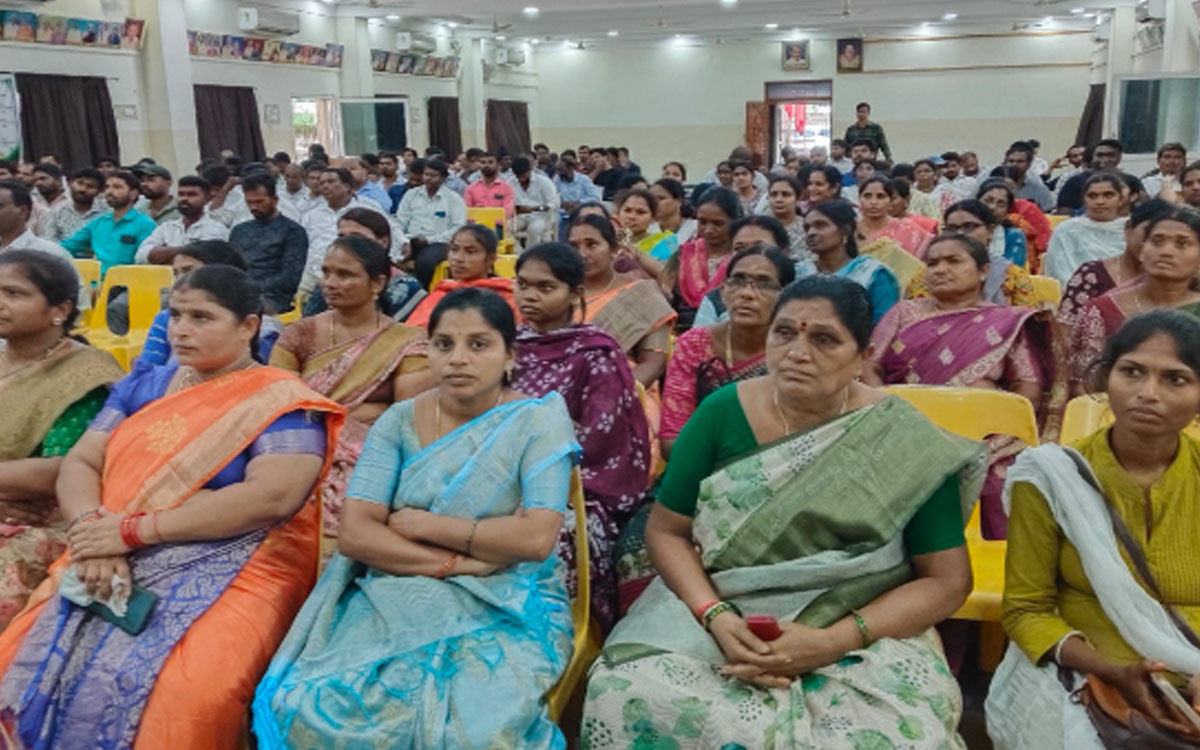 'వికసిత్ భారత్ గ్రామ పంచాయతీ ప్రణాళికలతోనే సమగ్రాభివృద్ధి'