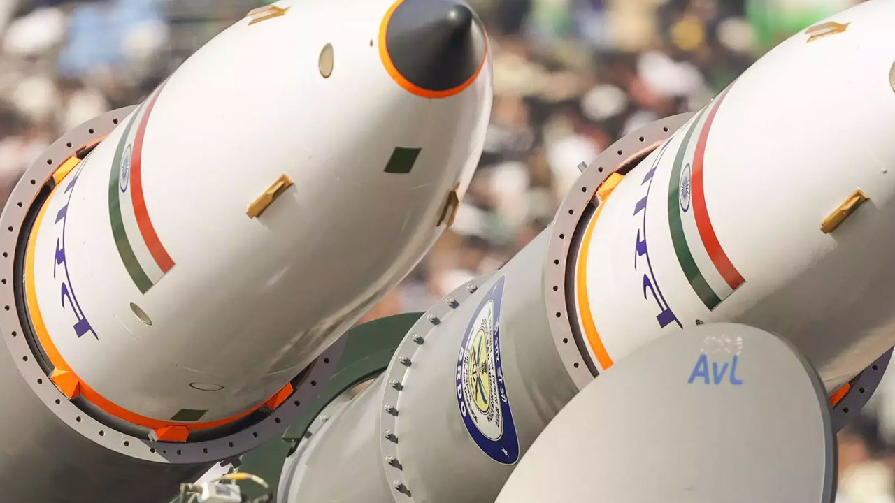 Nuclear Warheads: భార‌త్ వ‌ద్ద 190 న్యూక్లియ‌ర్ వార్‌హెడ్స్‌:  అమెరికా రిపోర్ట్‌