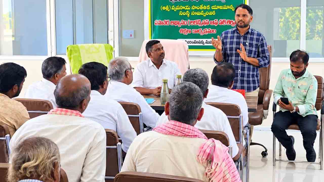 యాసంగిలోప్రత్యామ్నాయ పంటలపై రైతులకు అవగాహన