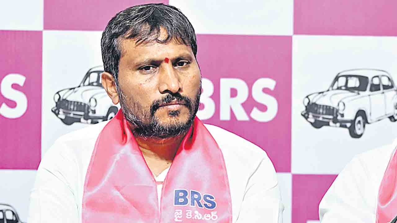 ఓట్ల కోసమే తెరపైకి బీసీ సీఎం.. మహేశ్‌ ప్రకటన హాస్యాస్పదం