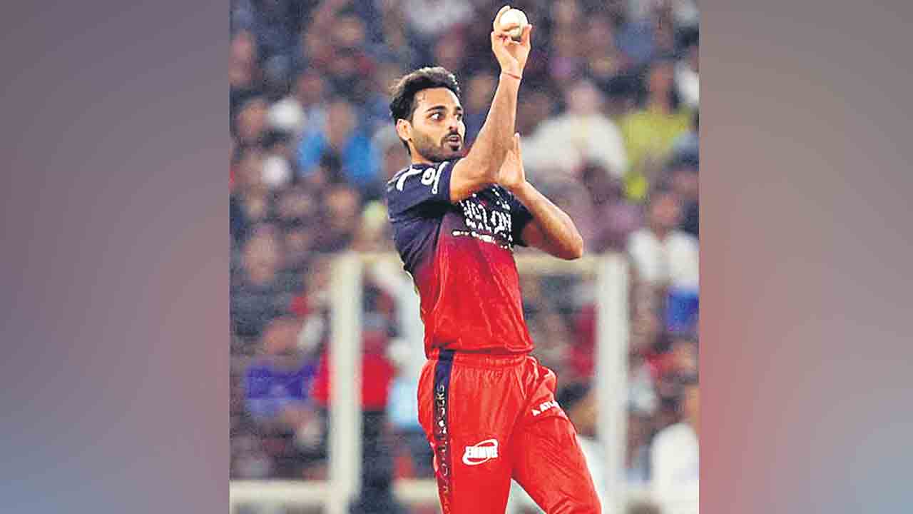 పడిలేచిన స్వింగ్‌ కింగ్‌.. నాలుగేండ్ల తర్వాత జాతీయ జట్టులోకి భువనేశ్వర్‌