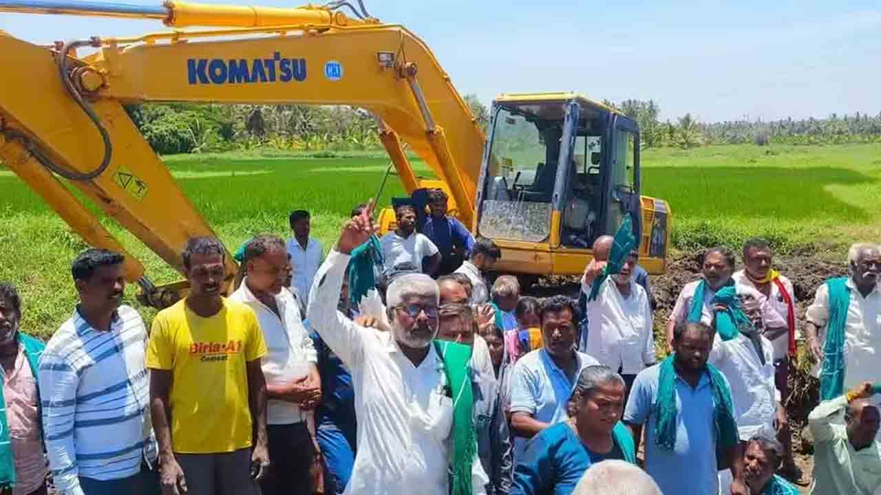 మా జీవితాలు ఆగం చేయొద్దు.. డిండి-నార్లాపూర్‌ జలాశయ భూబాధితుల వేడుకోలు