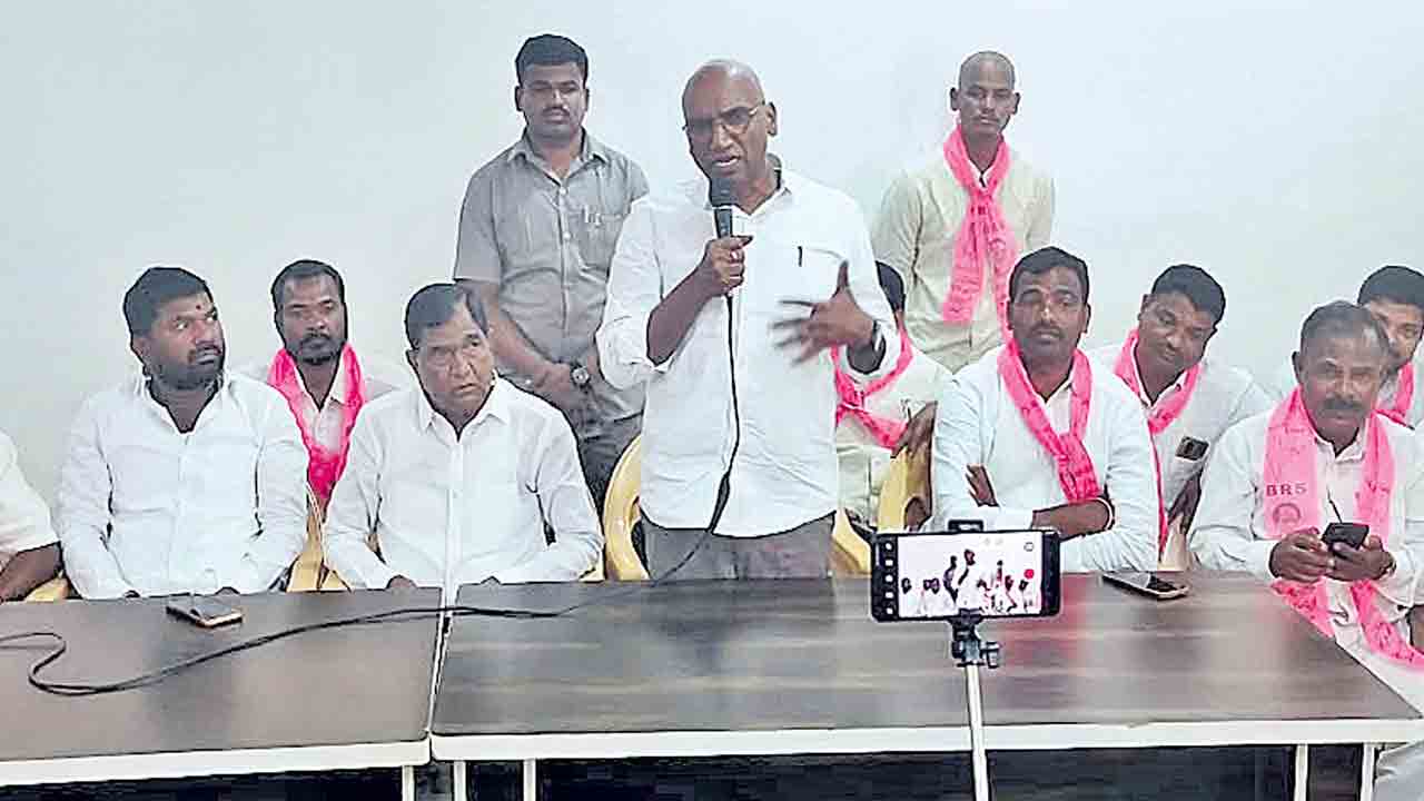 ప్రజాపాలనలో రైతులు ఆగమాగం