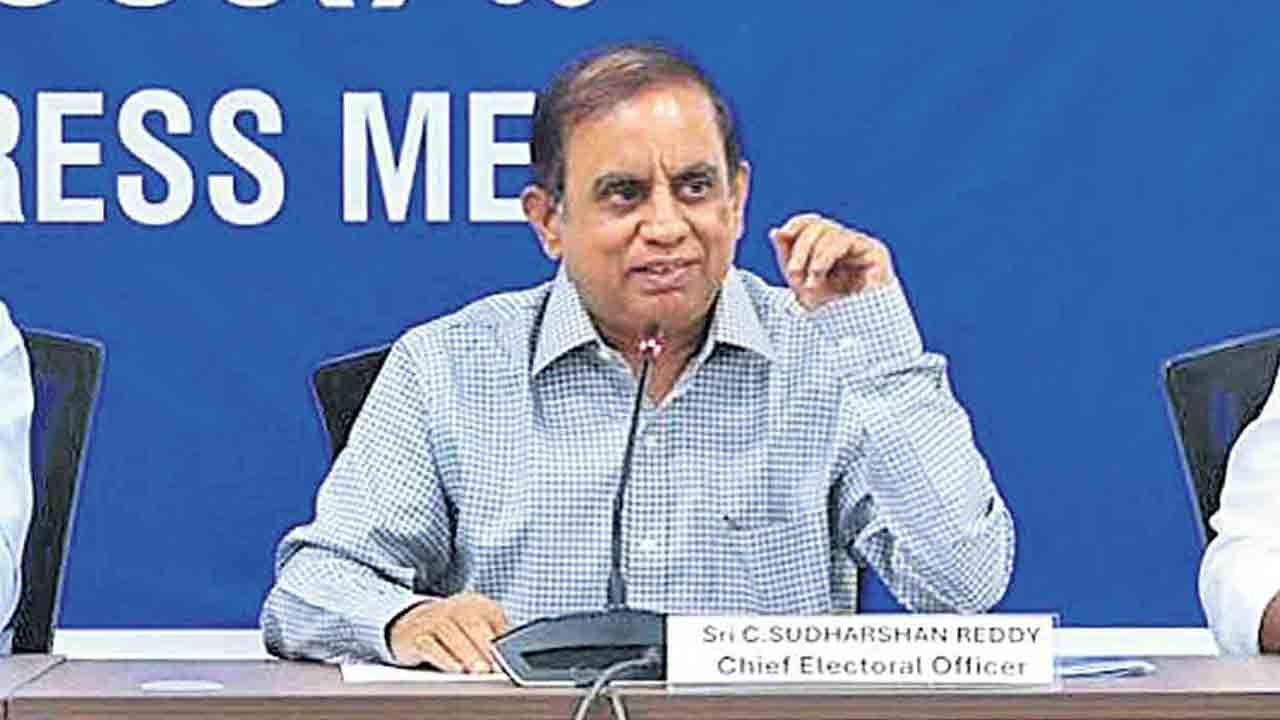 15, 16 తేదీల్లో కొత్త ఓటర్ల నమోదు