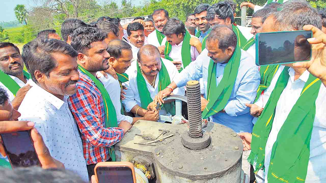 ‘ఎస్సారెస్పీ’ విడుదలలో వివక్ష ఎందుకు?