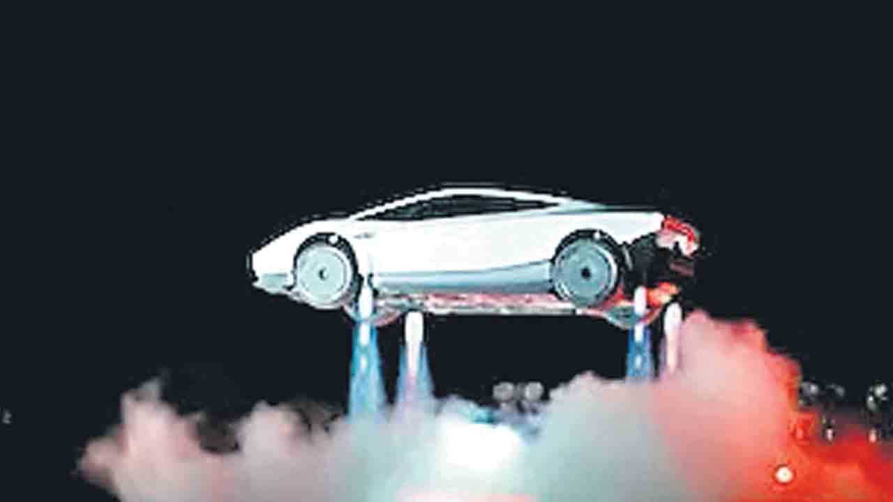 టెస్లా ఎగిరే కారు!