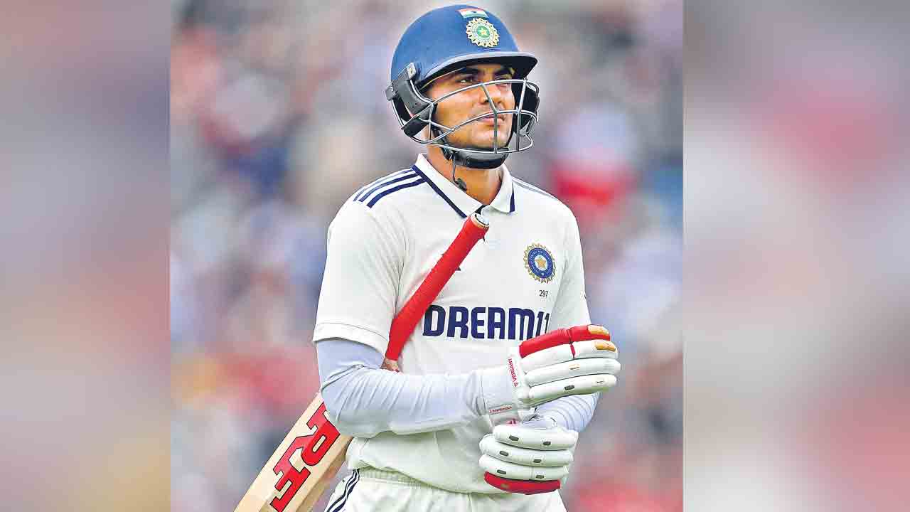 హైదరాబాద్‌ 275 ఆలౌట్‌