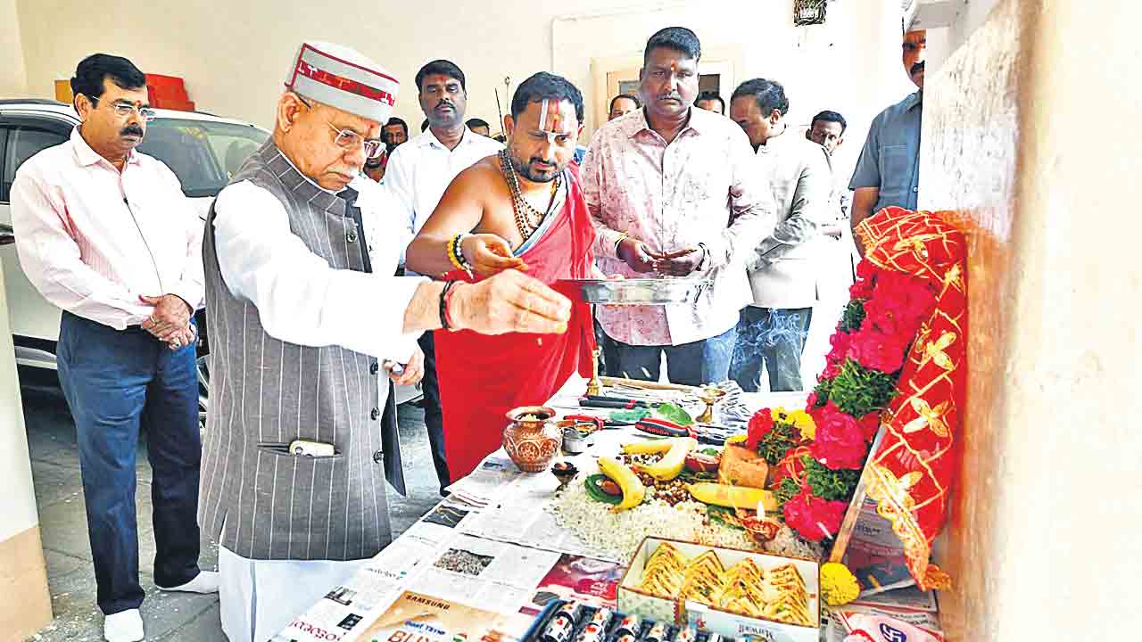 లోక్‌భవన్‌లో ఘనంగా దసరా వేడుకలు