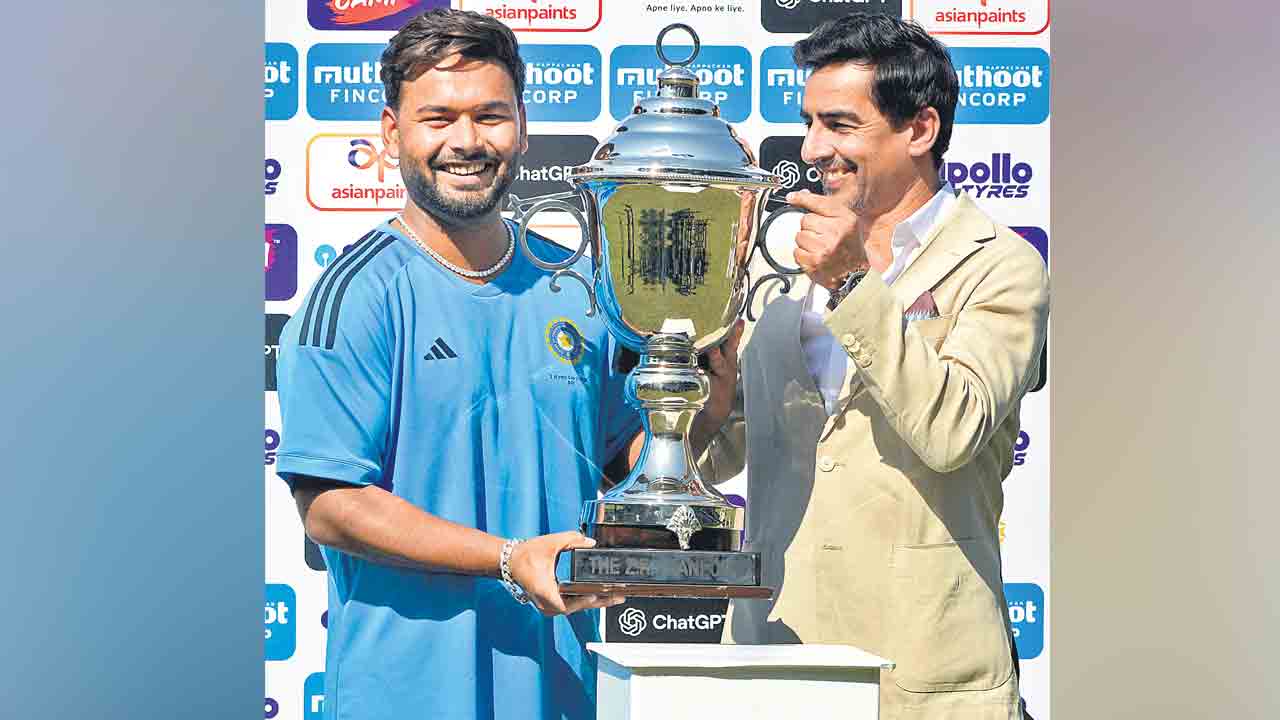 ఇరానీ కప్‌ రెస్టాఫ్‌ ఇండియాదే.. జమ్మూపై ఘన విజయం