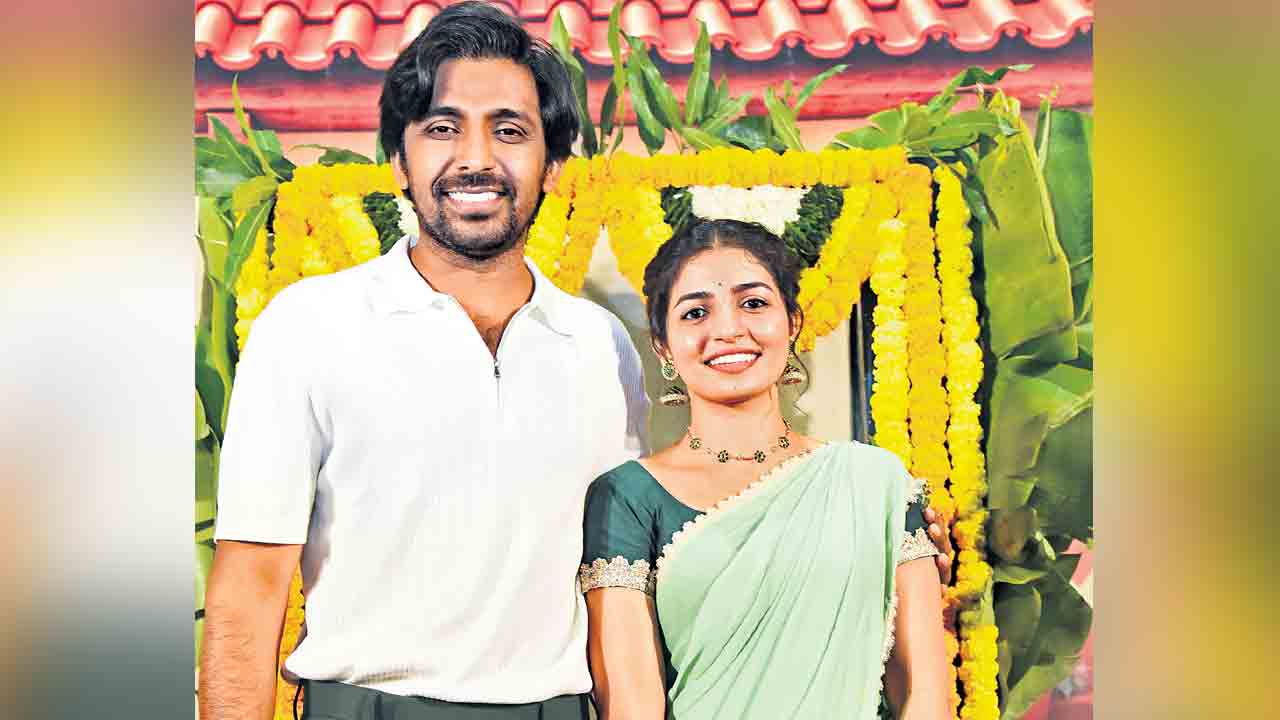 ఏ ఇంటి కోయిలవో నువ్వు మా ఇంచి కొచ్చి..