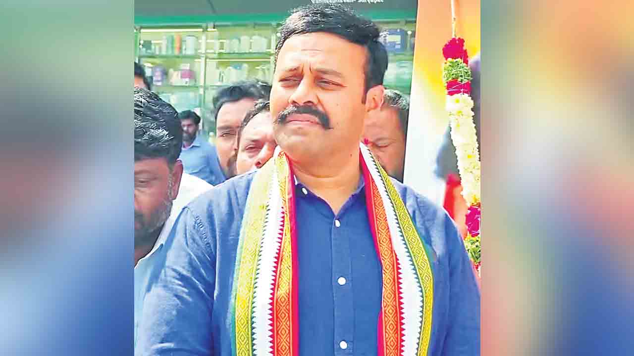 సర్వోత్తంకు సహాయ నిరాకరణ!
