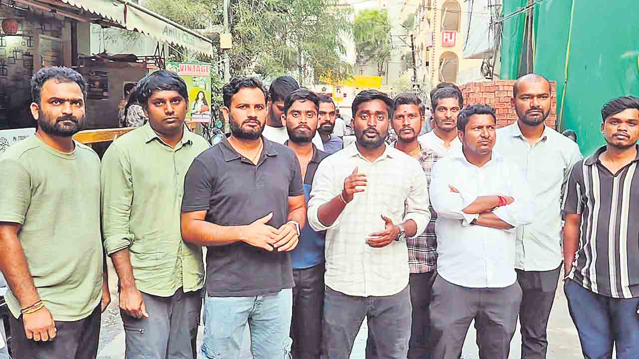 త్వరలో పోలీస్‌ నిరుద్యోగ జేఏసీ బస్సుయాత్ర!