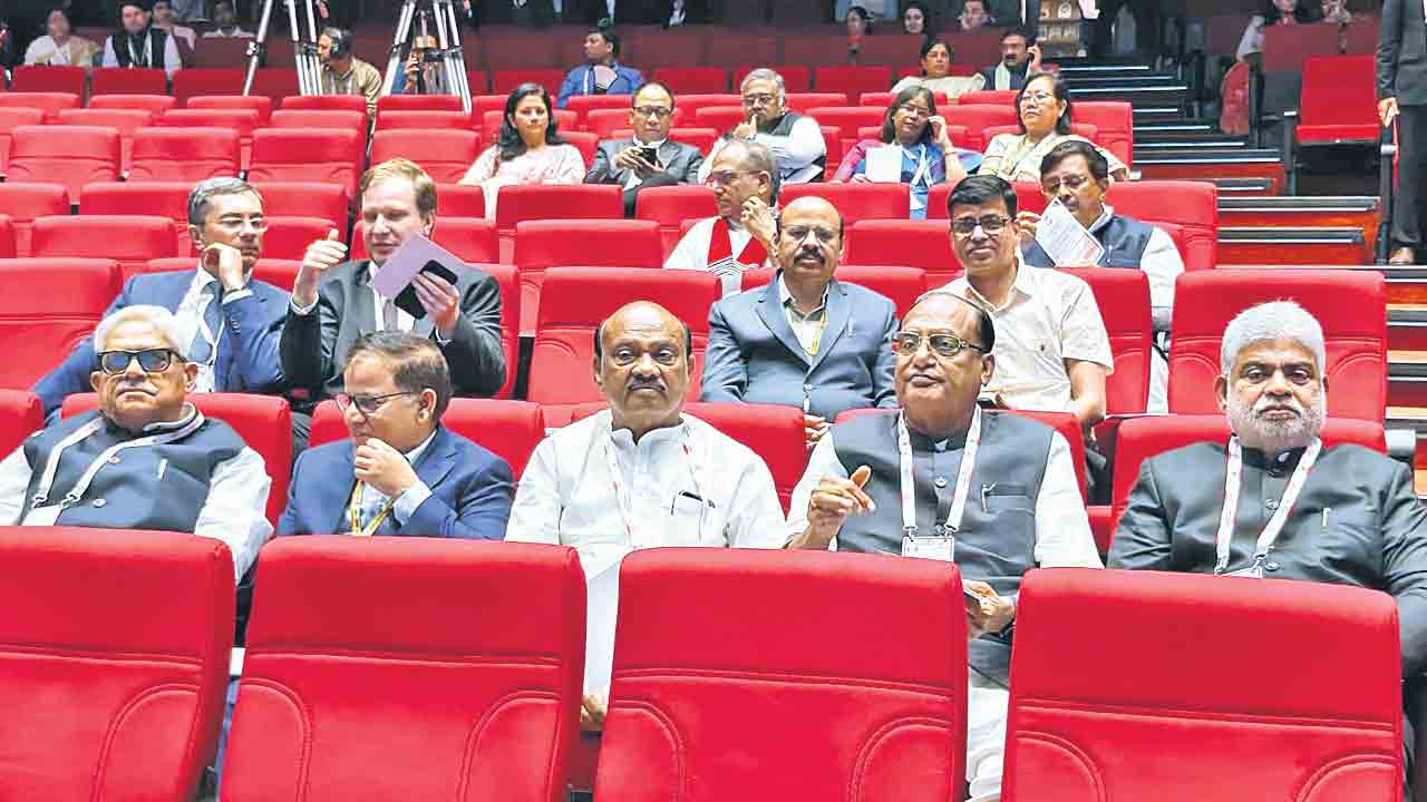 బ్రిక్స్‌ సమావేశాల్లో తెలంగాణ వాణిని వినిపిస్తాం