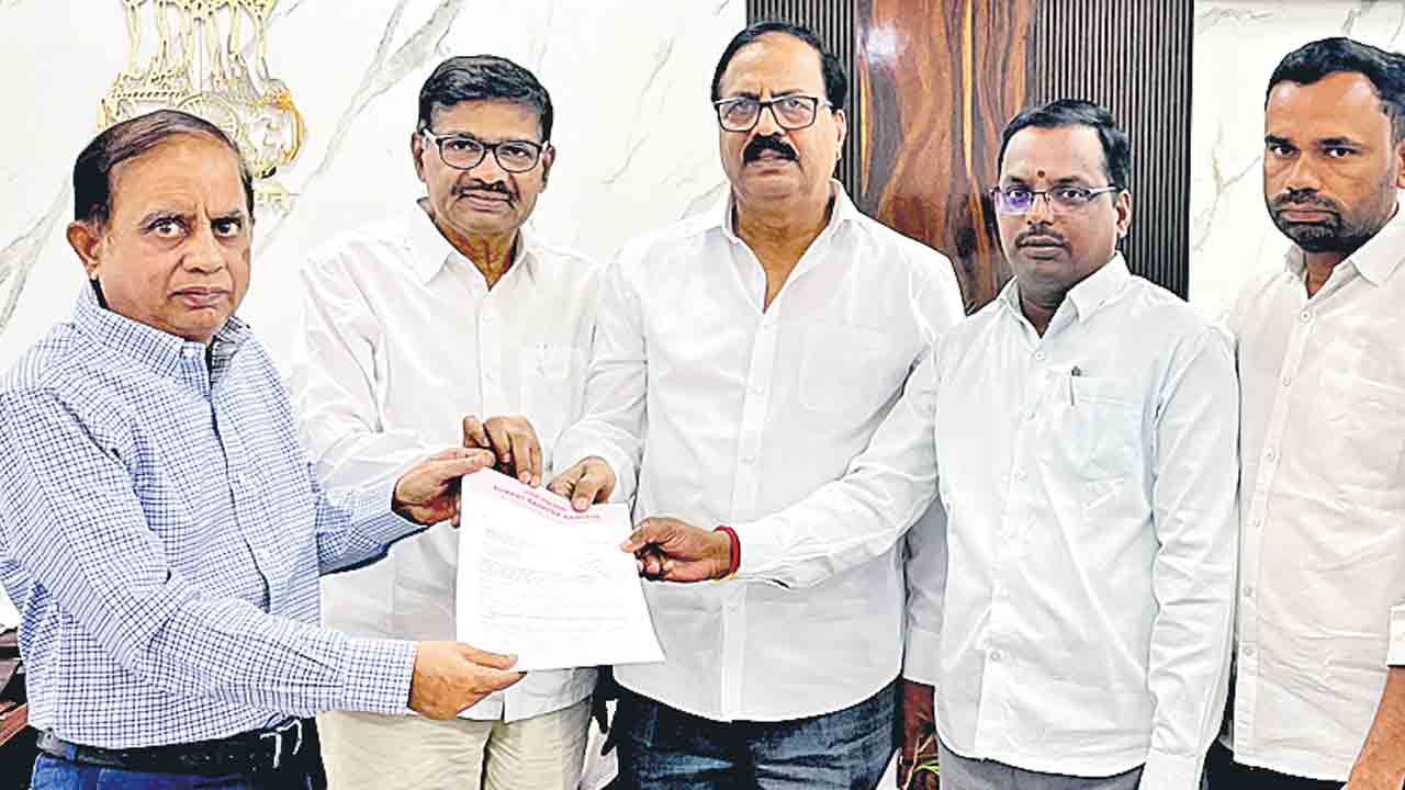 వ్యక్తిగత వెబ్‌సైట్‌తో ఓట్ల నమోదు