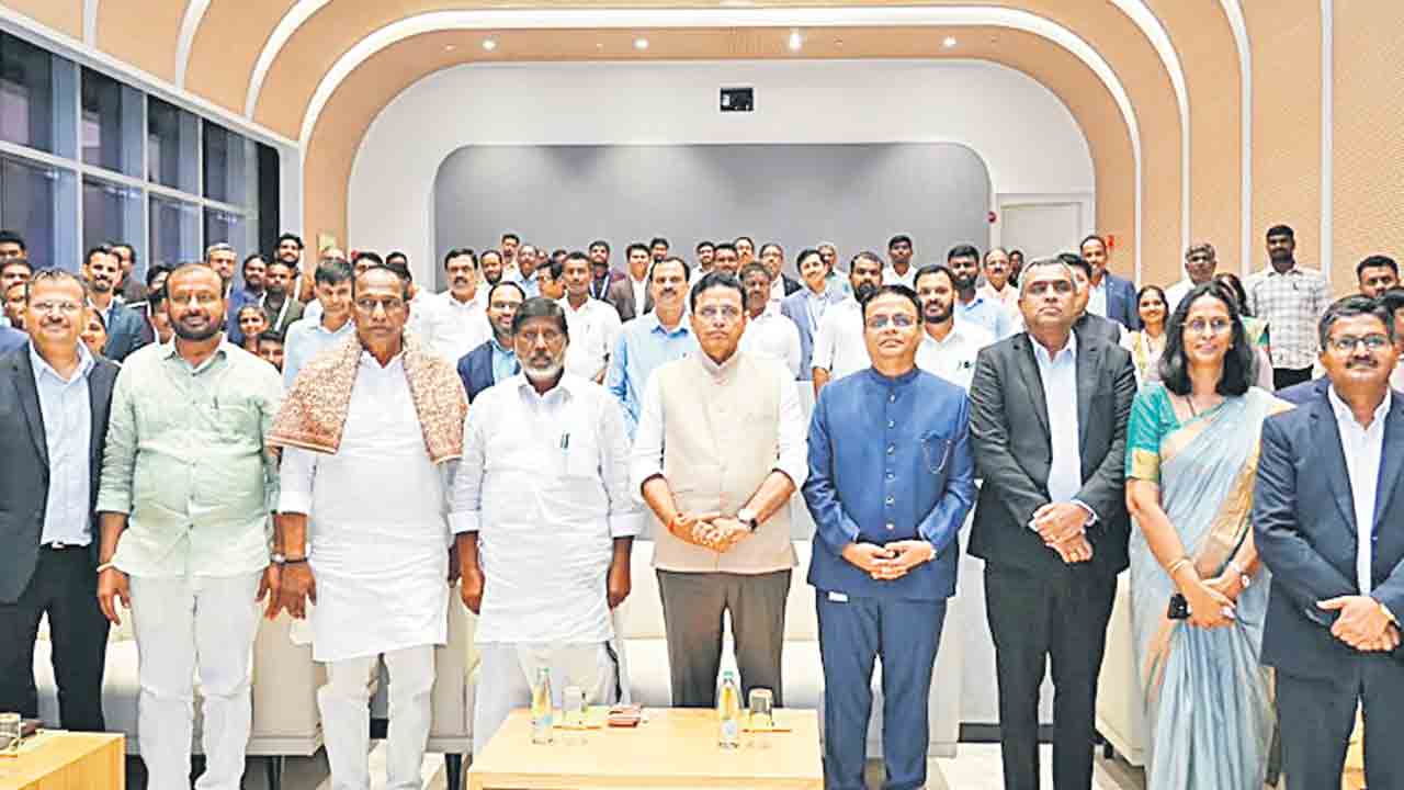 హైదరాబాద్‌లో ఇన్ఫీకి కొత్త డెవలప్‌మెంట్‌ బ్లాక్‌