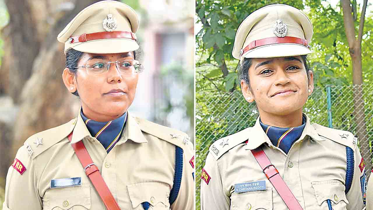 కదలి వస్తున్న ఖాకీ దుర్గలు