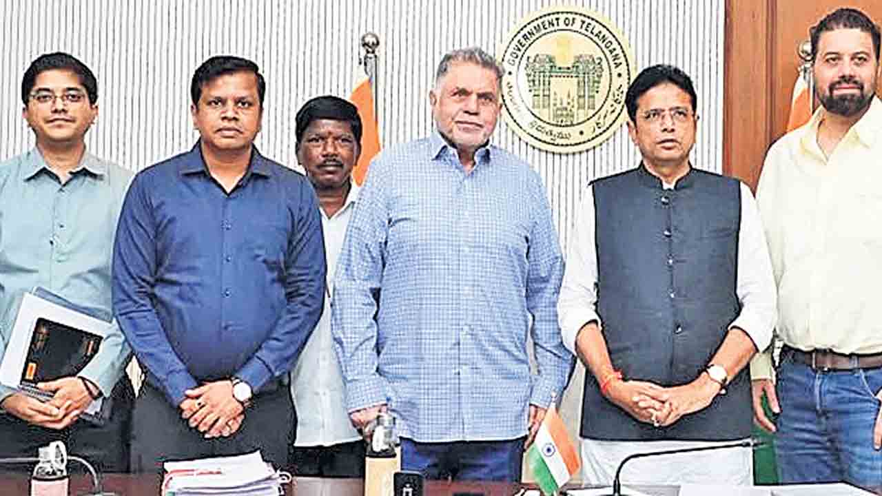 గచ్చిబౌలిలో లెదర్‌ కామన్‌ ఫెసిలిటీ సెంటర్‌