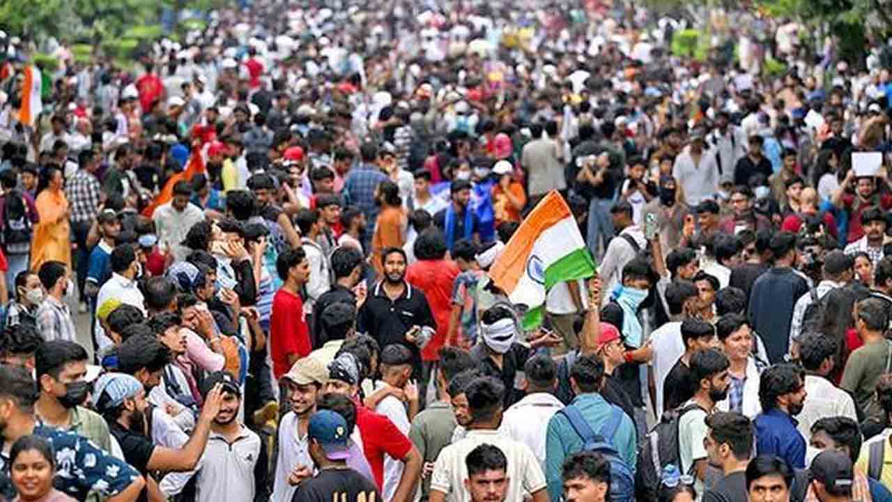 ఢిల్లీ యాత్ర.. కులానికో పాత్ర