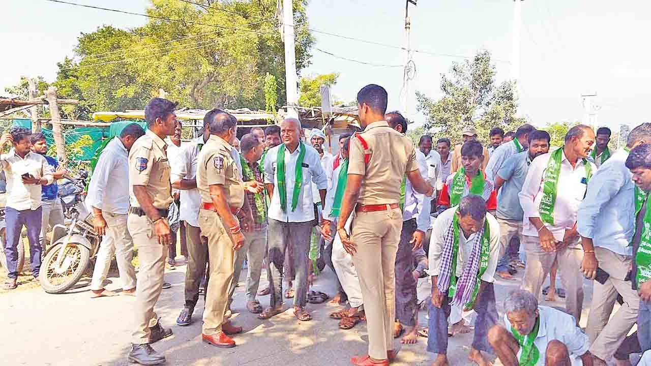 కరెంటు కోతలపై రైతన్న కుతకుత