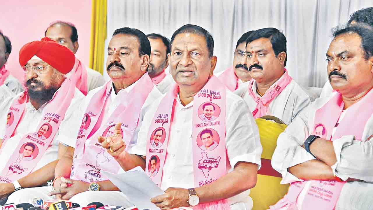 కక్ష సాధింపుపైనే రేవంత్‌రెడ్డి దృష్టి