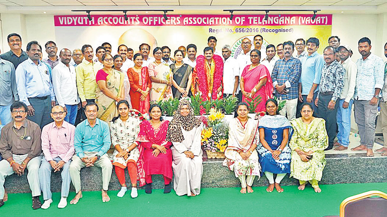 జెన్‌కోలో ఉద్యోగోన్నతులపై హర్షం